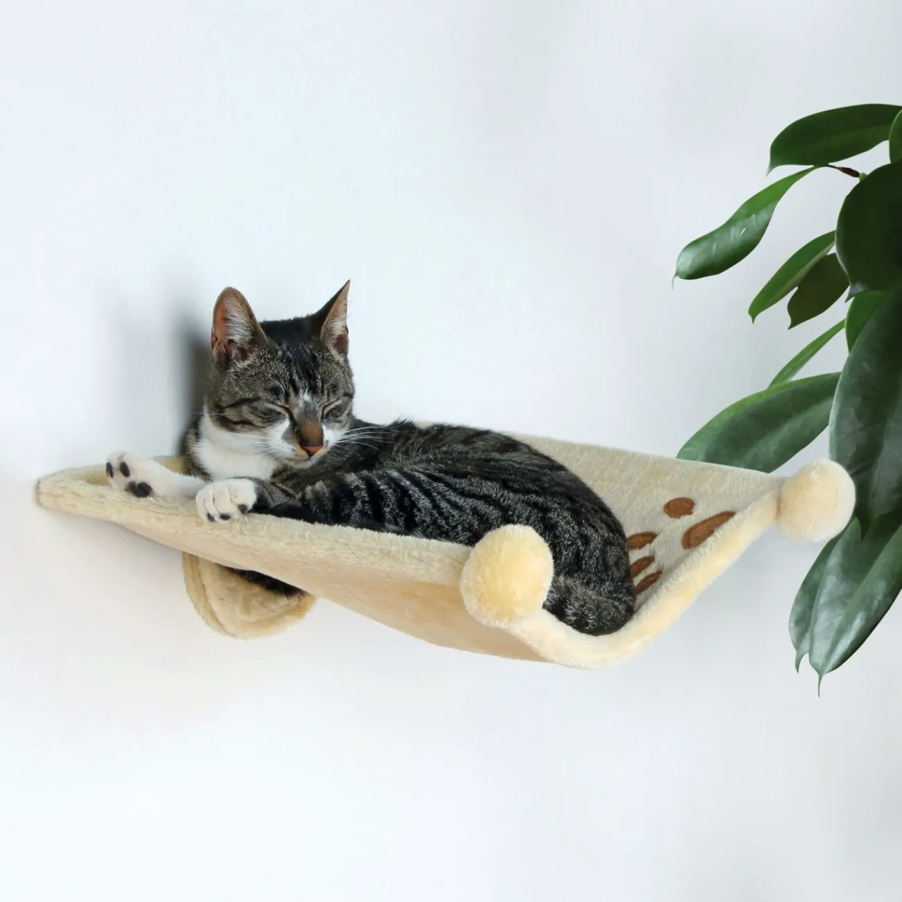 TRIXIE Wandmöbel | Kratzpappen- Katzen Liegemulde zur Wandmontage beige